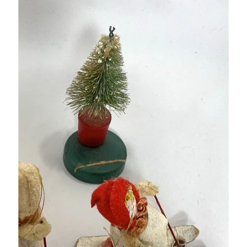 Delta Novelty Japan Figures Cardboard‎ Vintage Putz Skiing + Tree (DAMAGE)